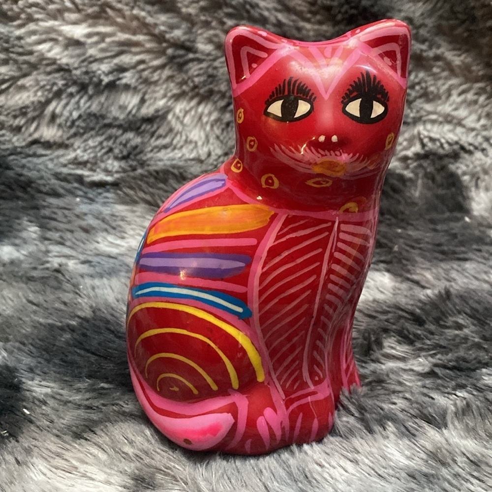 Folk Art Yellow Hand Painted Clay 
Cat Piggy Bank Floral Coin Bank - Picture 9 of 15